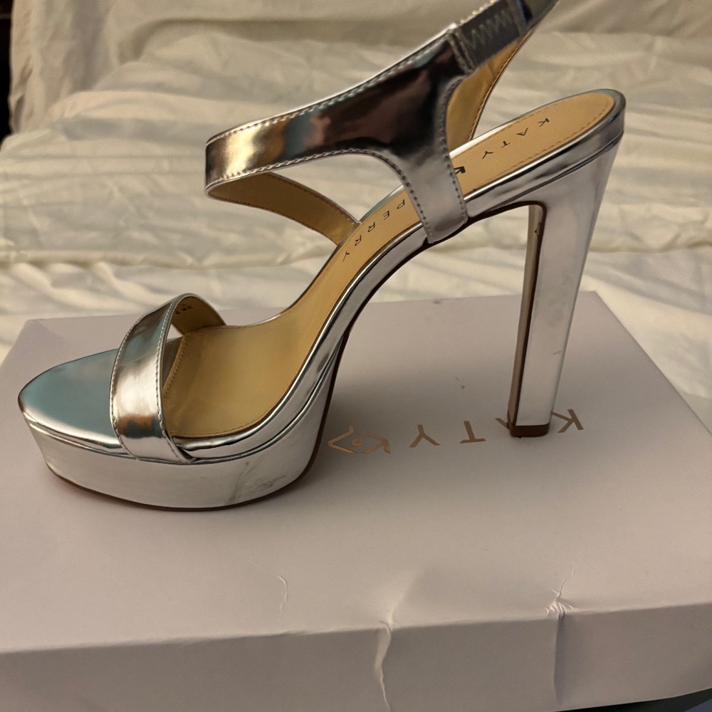 New in Box - Katy Perry - Naomi Mirror Heel Sandals